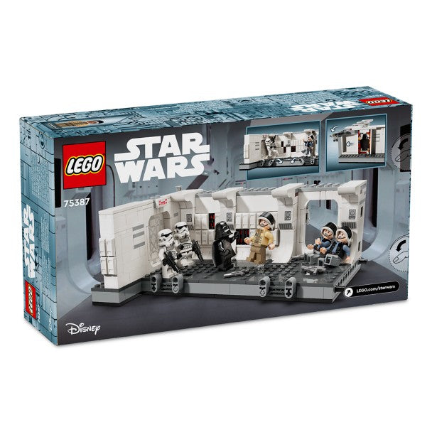 Boarding the Tantive IV