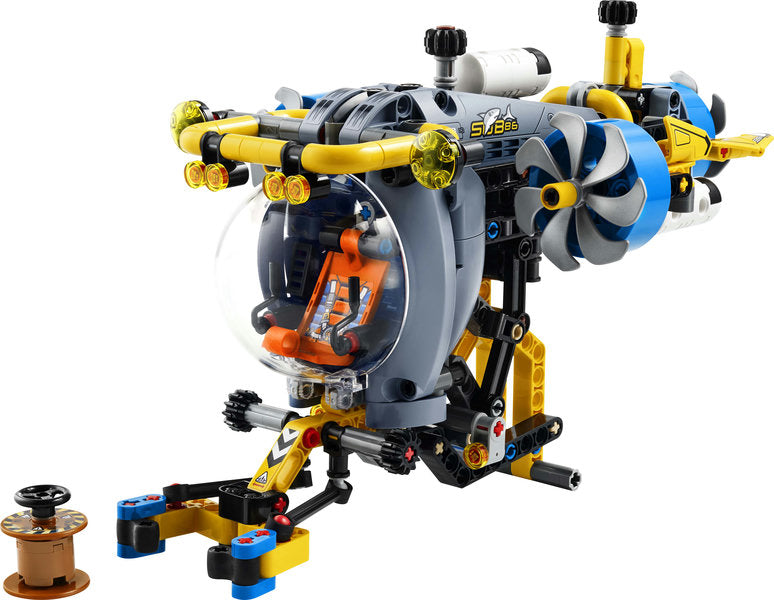 Technic: Deep-Sea Research Submarine