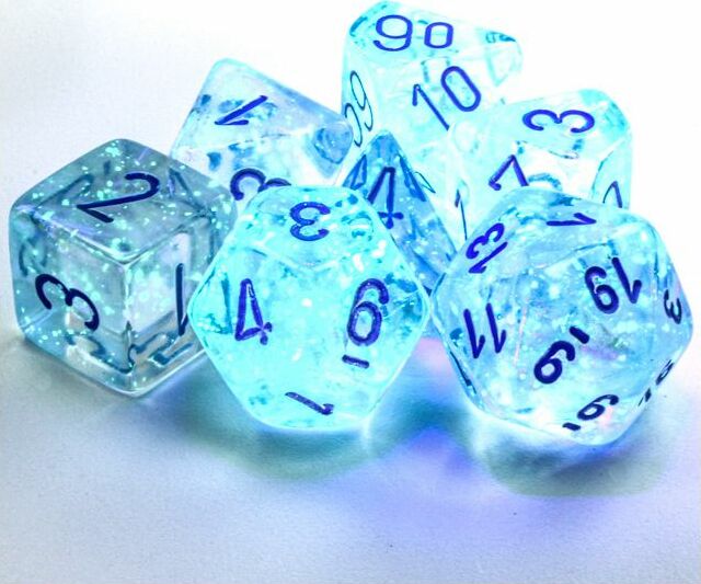 7-Set Cube Borealis Luminary Icicle with Light Blue