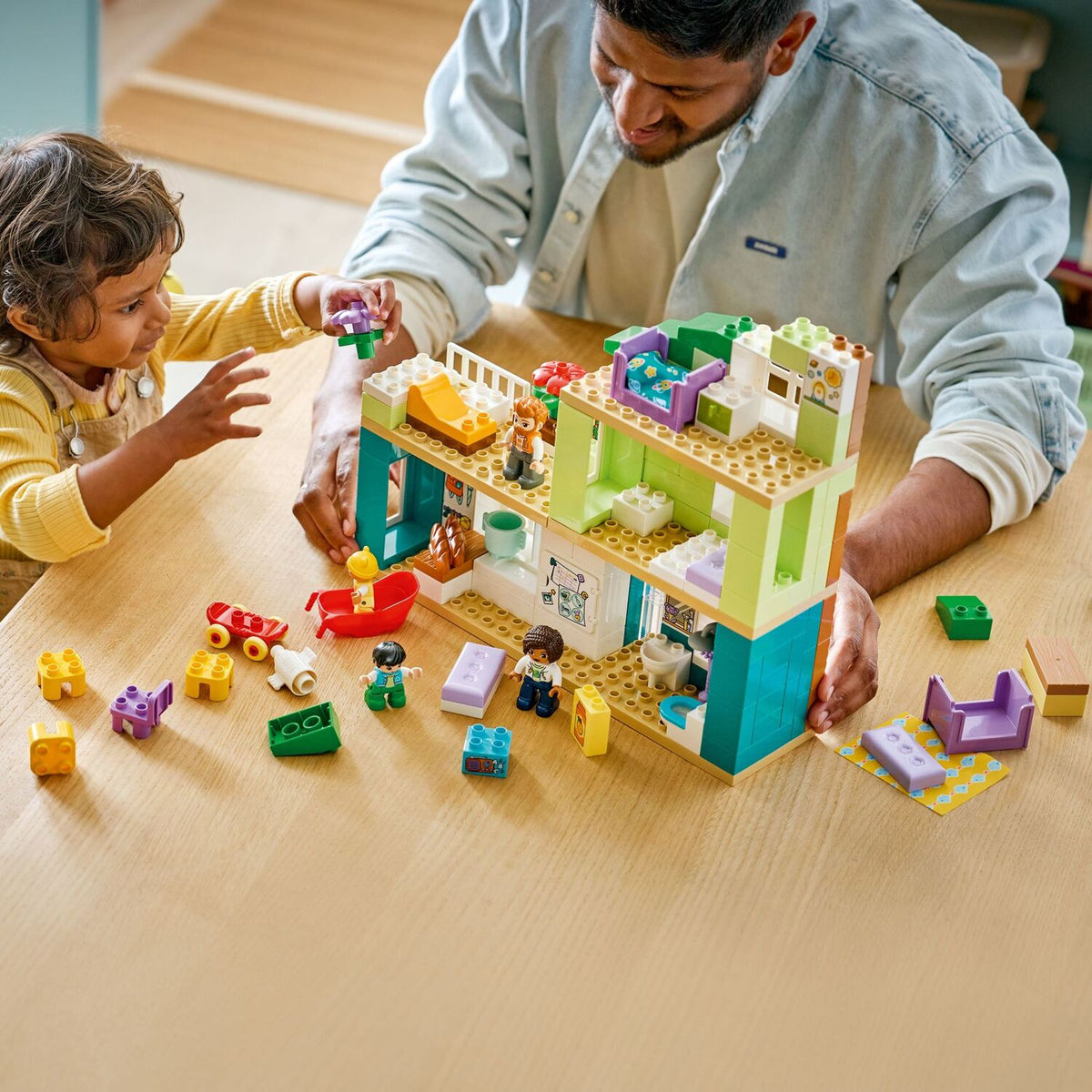 LEGO DUPLO Town: 3 in 1 Modern Family House with Figures