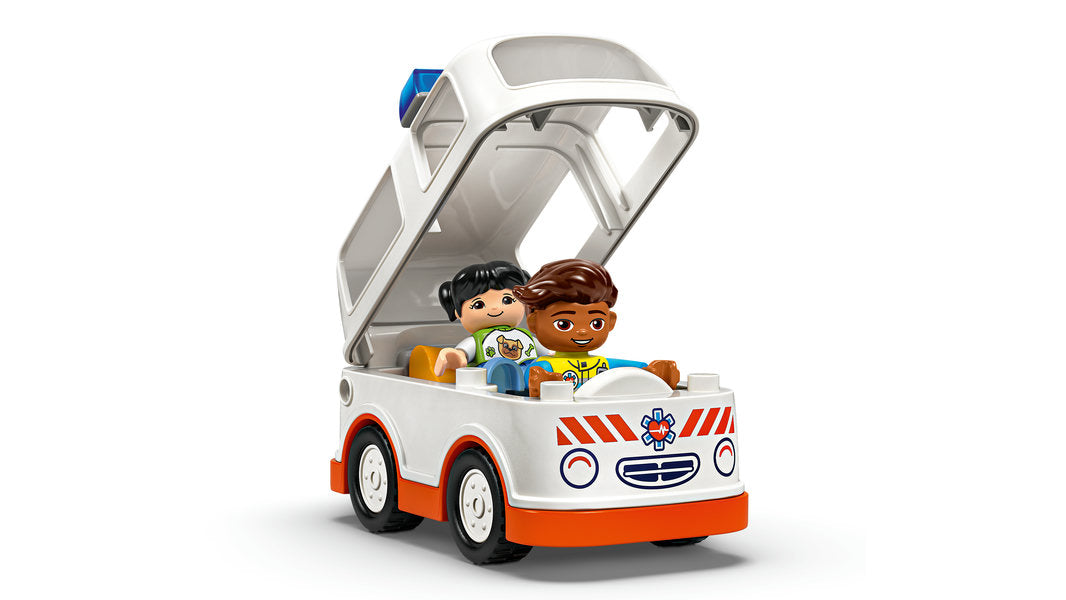 Duplo: Ambulance & Driver