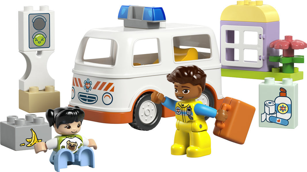 Duplo: Ambulance & Driver