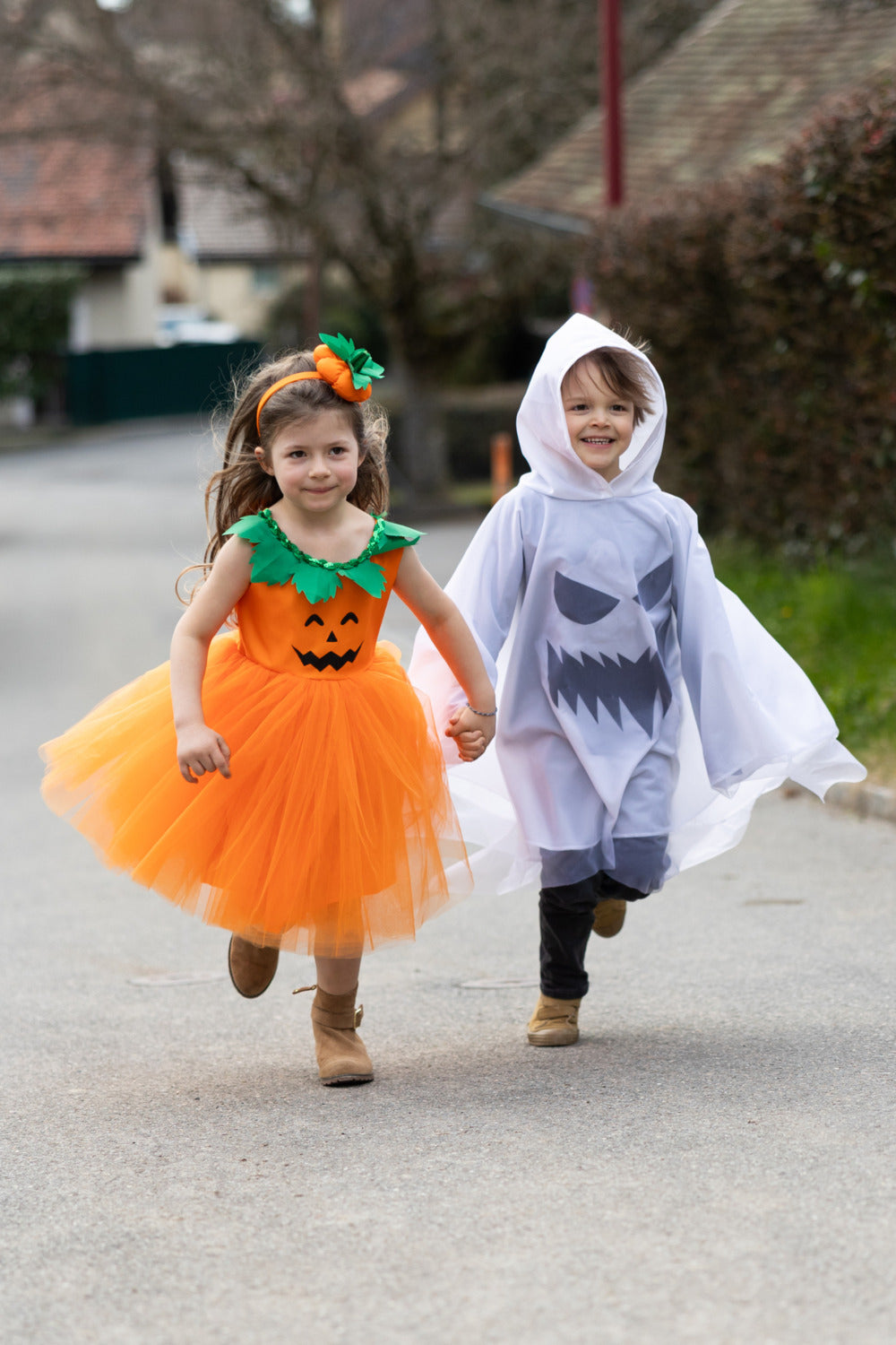 Spooky Ghost Poncho (Size 5-6)