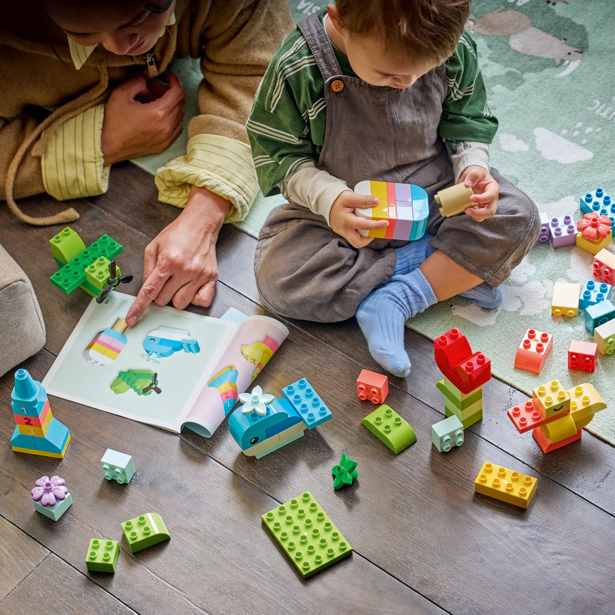 LEGO® DUPLO® Classic Colorful Creative Box