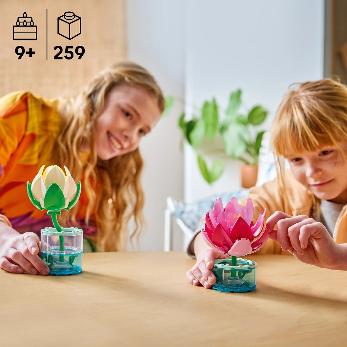 LEGO® Botanicals Water Lilies