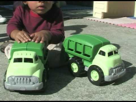 Green Toys: Recycling Truck